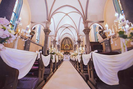教堂婚礼一般多少钱