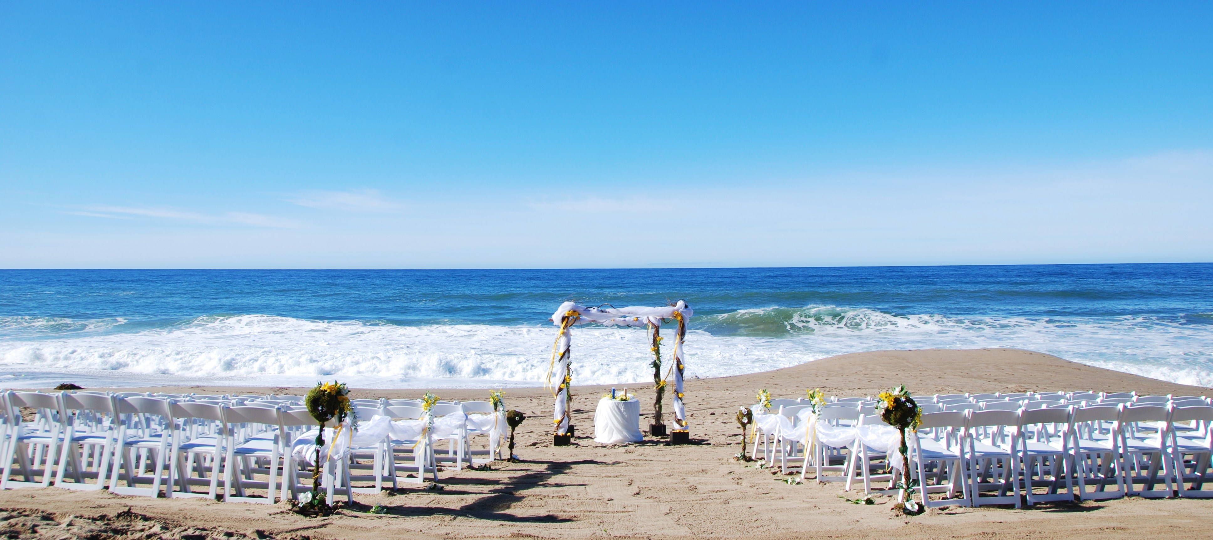 冬季海边婚礼父母服装选择技巧